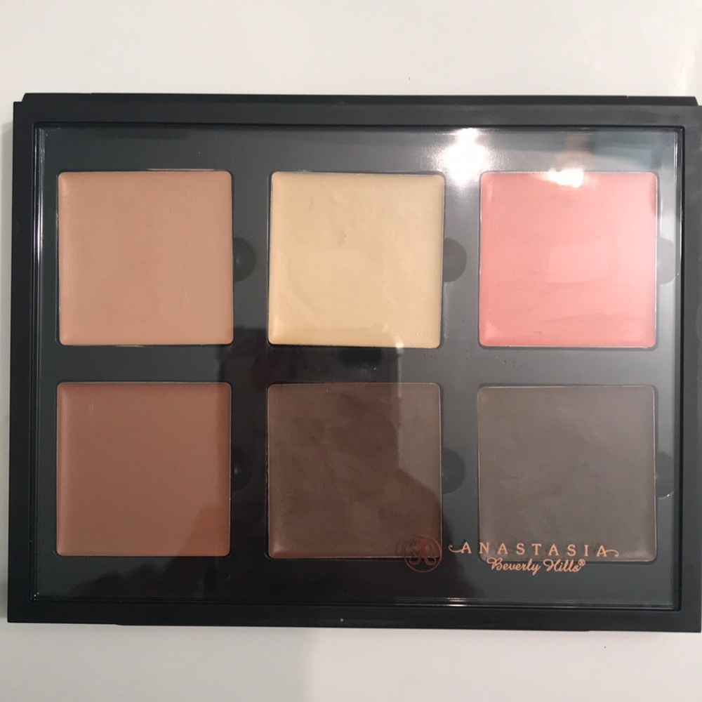 Anastasia Beverly Hills contour palette